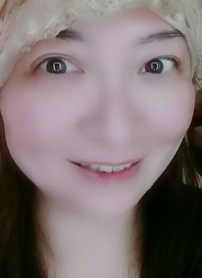 真美夜(マミヤ)先生